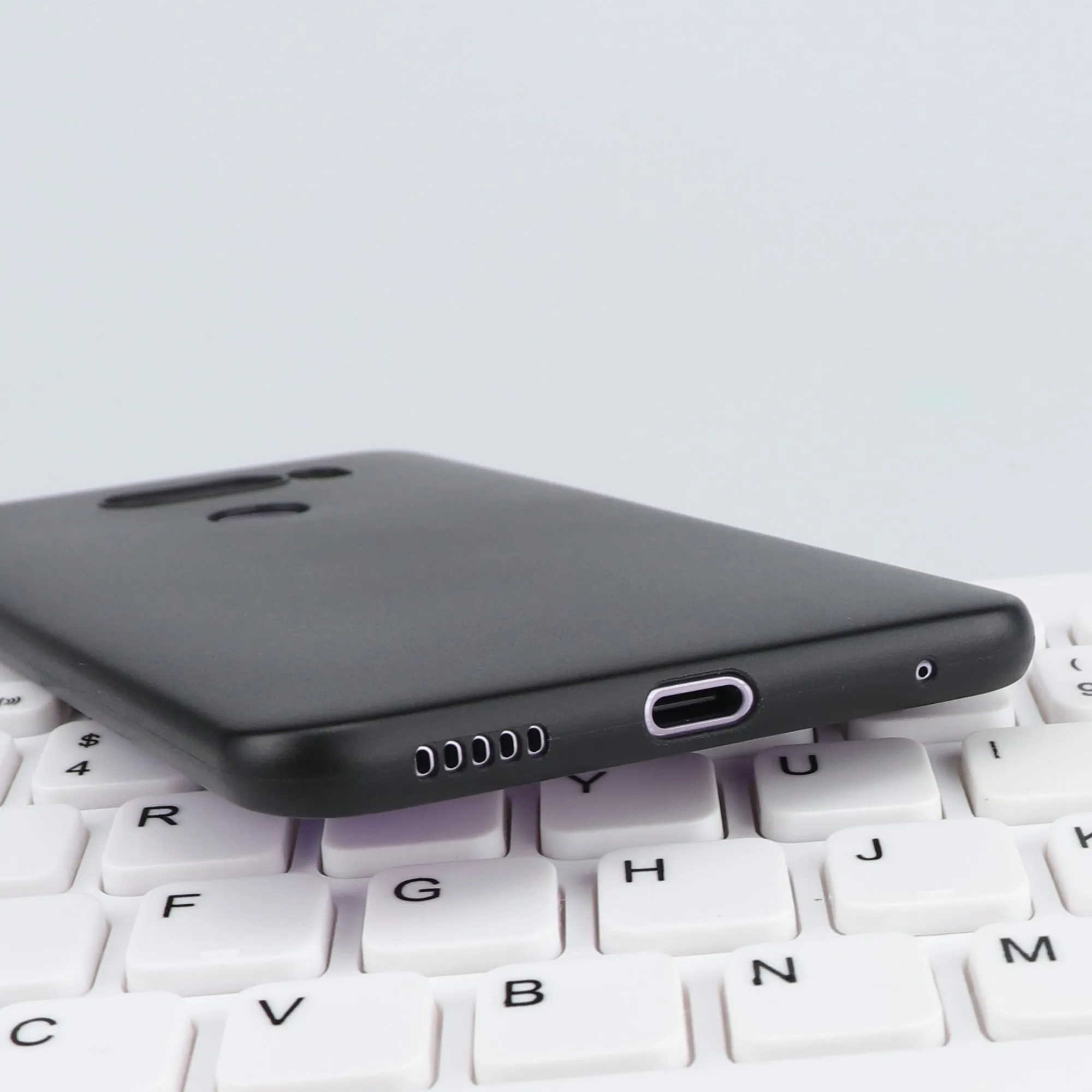 0.5mm Thin Matte PP Case For LG V30