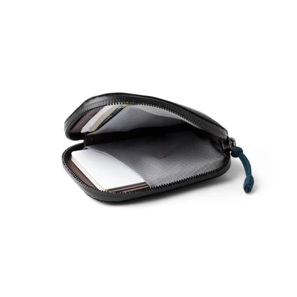Bellroy Venture Card Pocket (ink)