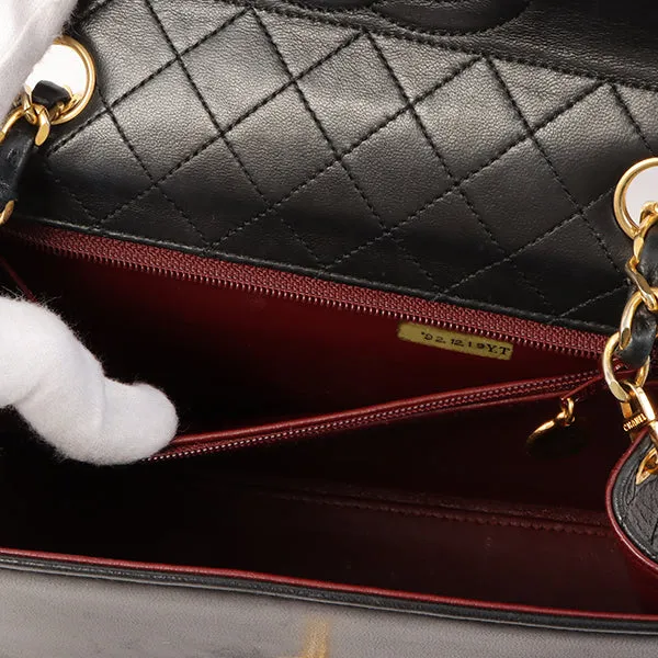 Chanel Around 1992 Made Design Flap Turn-Lock Chain Bag Black