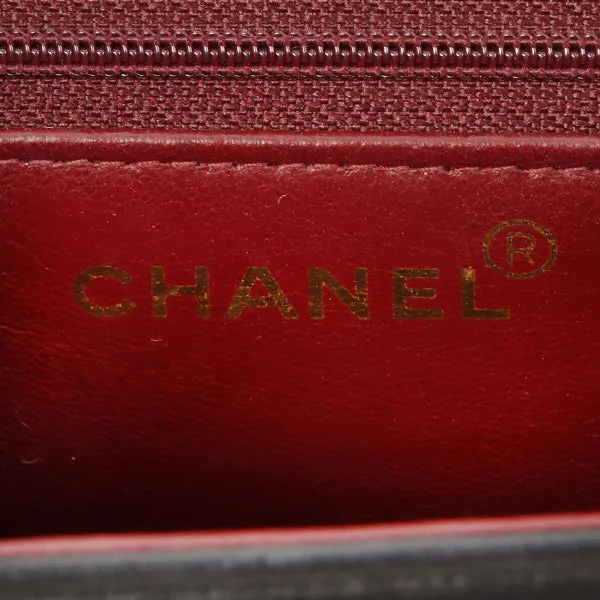 Chanel Around 1992 Made Design Flap Turn-Lock Chain Bag Black