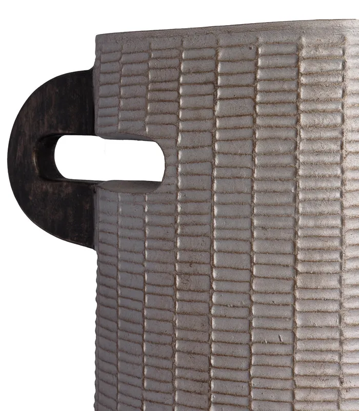 Faded ribbed Vase Broad