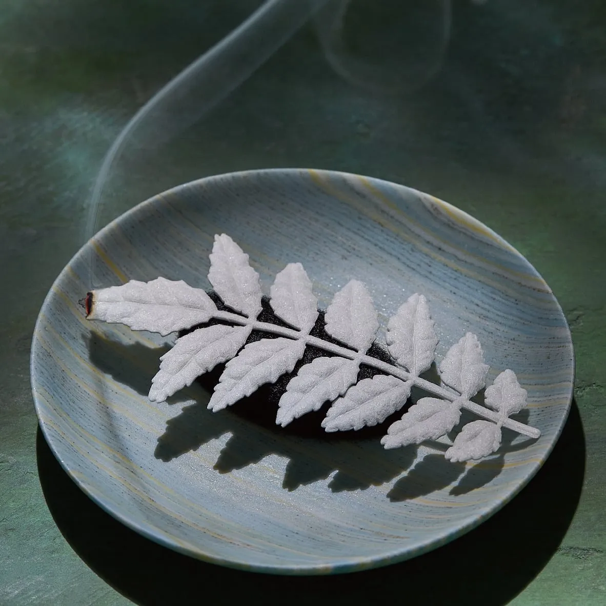HAKO Paper Leaf Incense  (Spring)  ‐ Japanese Pepper