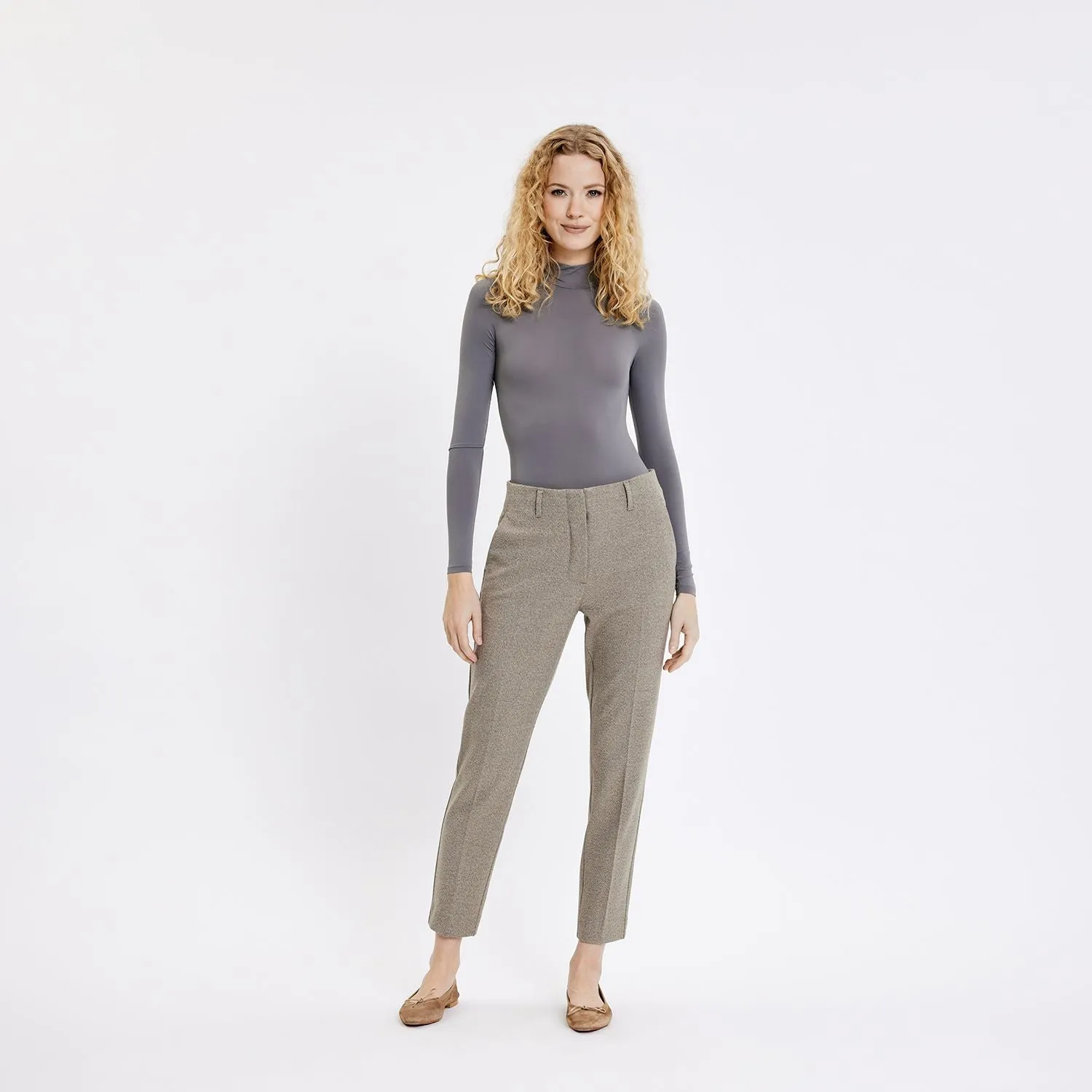JuliaFV 838_RCS-Blended Hazel Melange