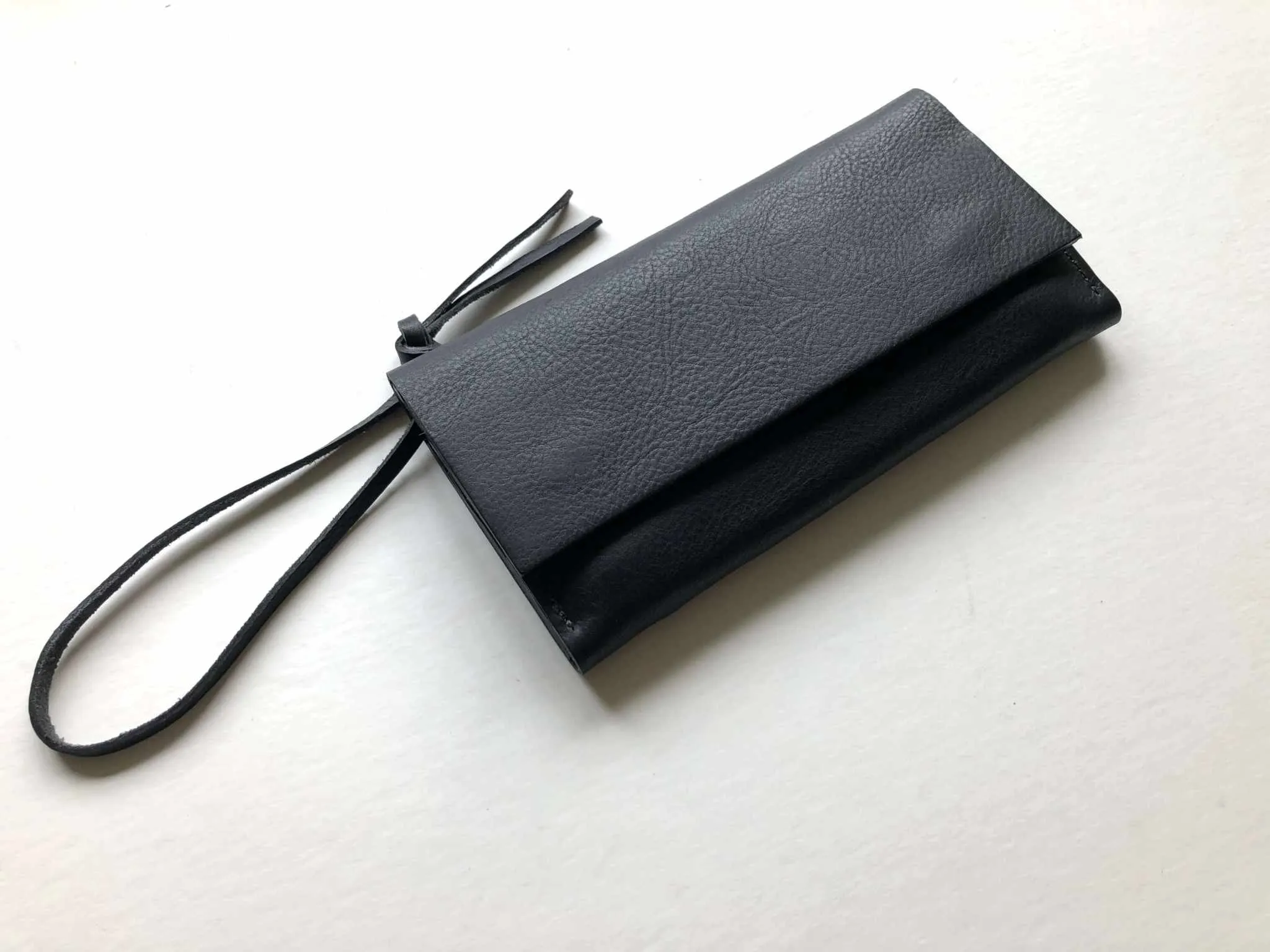 Knot Leather Purse Wallet in Natural, Black or Tan