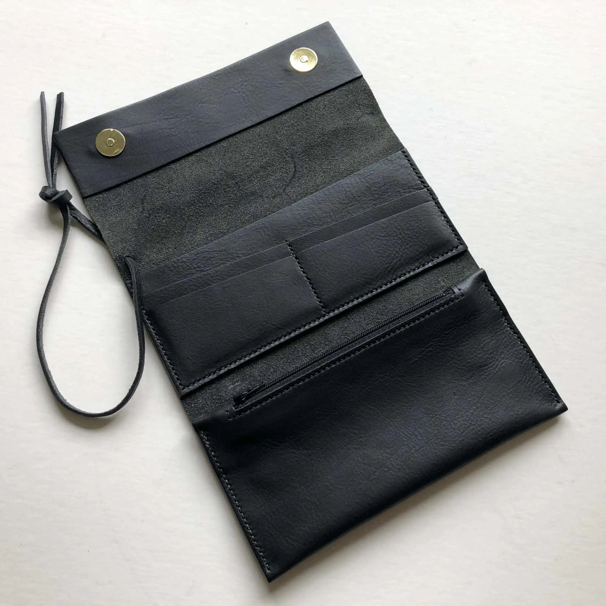 Knot Leather Purse Wallet in Natural, Black or Tan