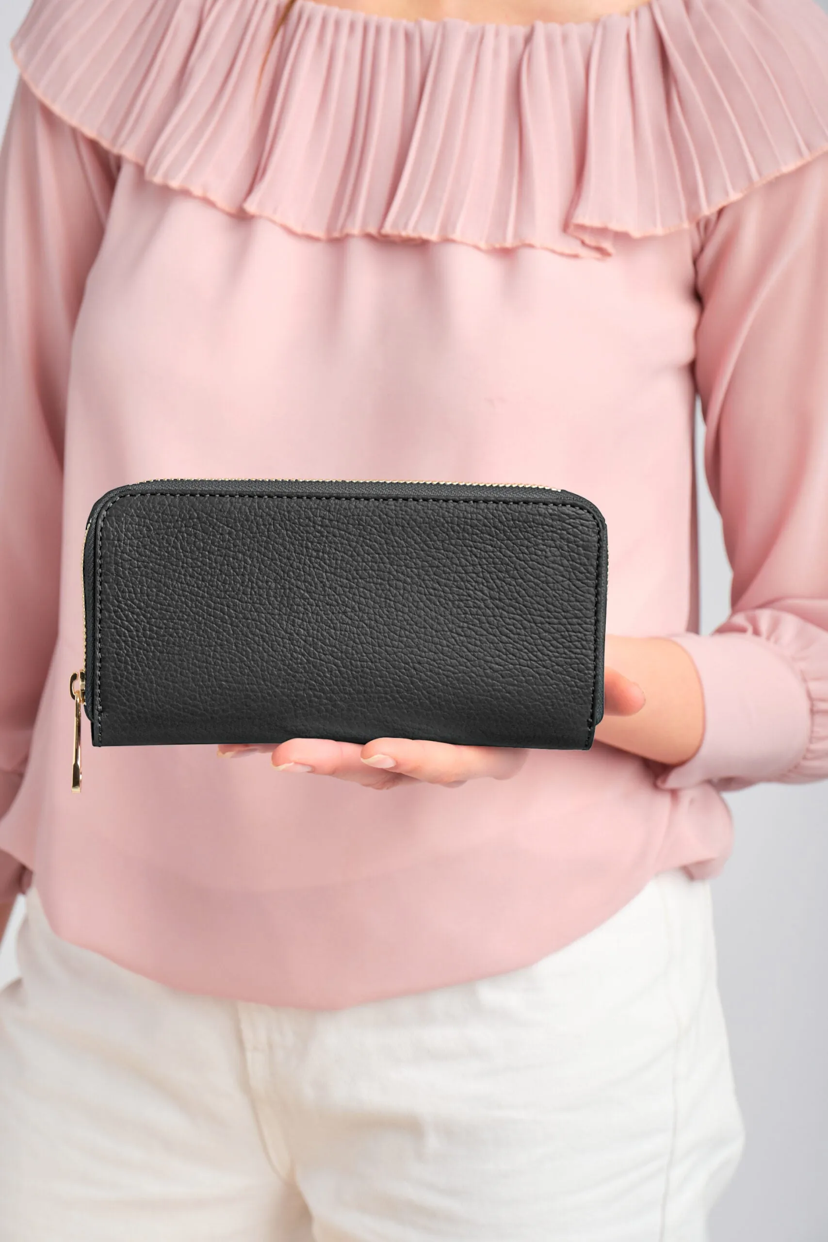 Lara Wallet Black NO LOGO