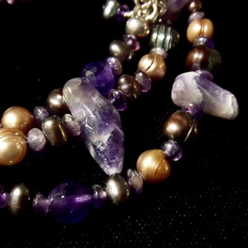 Luxurious Amethyst & Pearl Silver Necklace