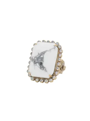 Luxurious Emerald-Cut Cocktail Ring - RBT69AGPLU
