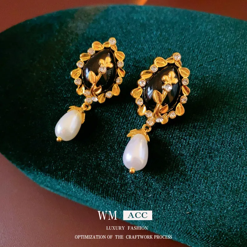 Luxurious Leaf Geometric Leaf Alloy Electroplating Earrings