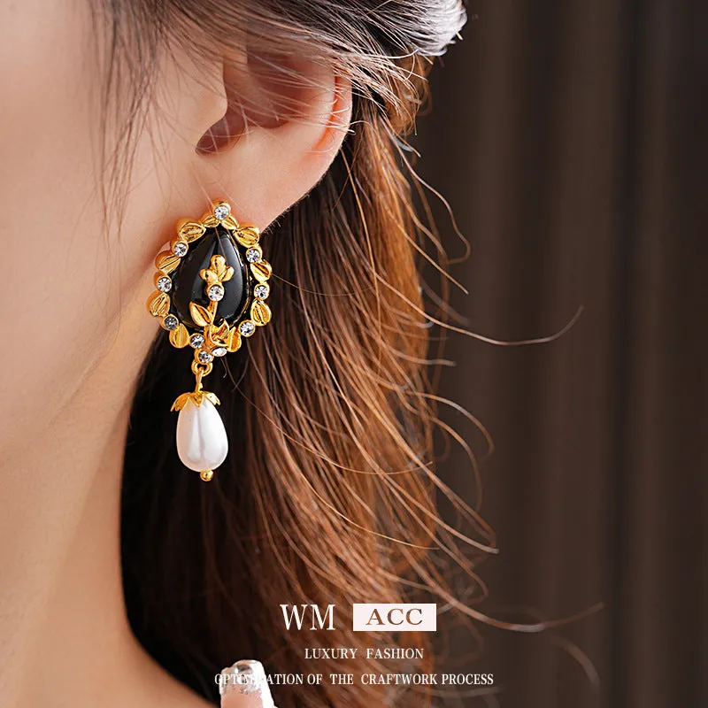 Luxurious Leaf Geometric Leaf Alloy Electroplating Earrings