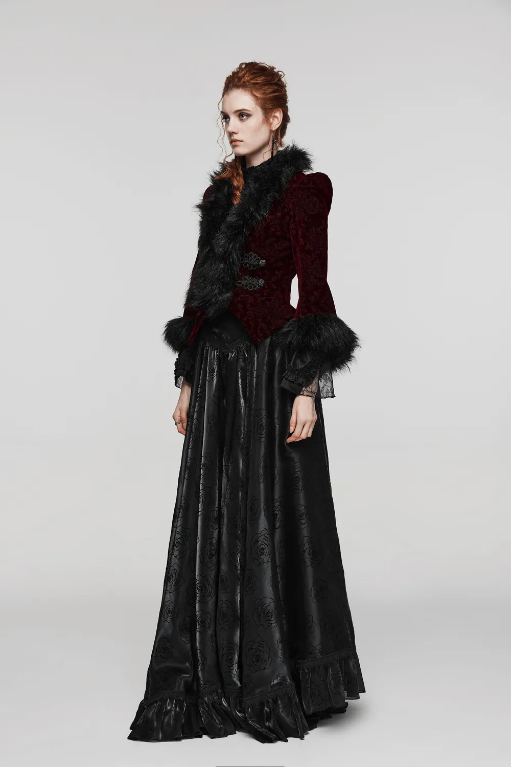 Luxurious Velvet Fur-Trimmed Gothic Short Jacket