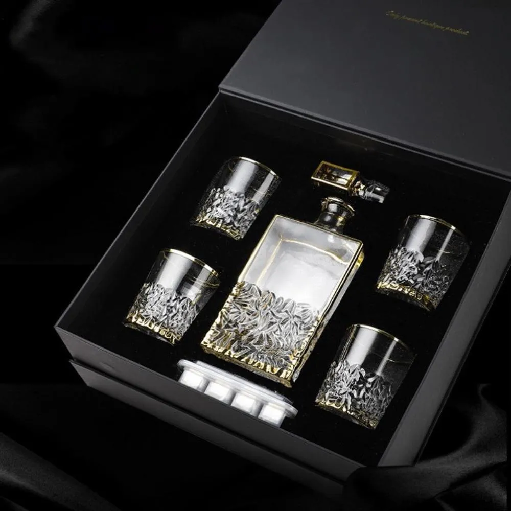 Luxurious Whiskey Decanter and Glasses Set Gift Box