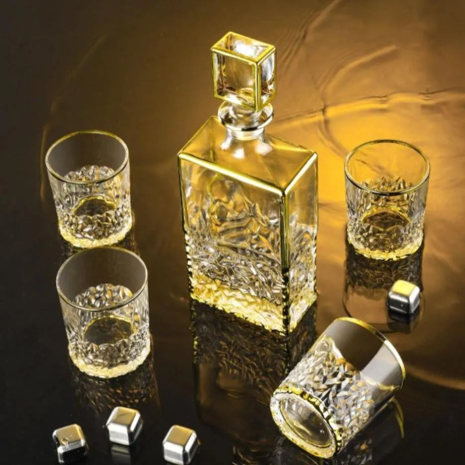 Luxurious Whiskey Decanter and Glasses Set Gift Box