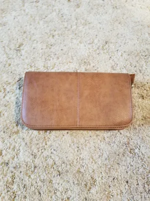 Mia Multi Pocket Crossover