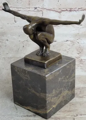 Milo`s Striking Bronze Sculpture: The Athlete, a Testament to Male Athleticism