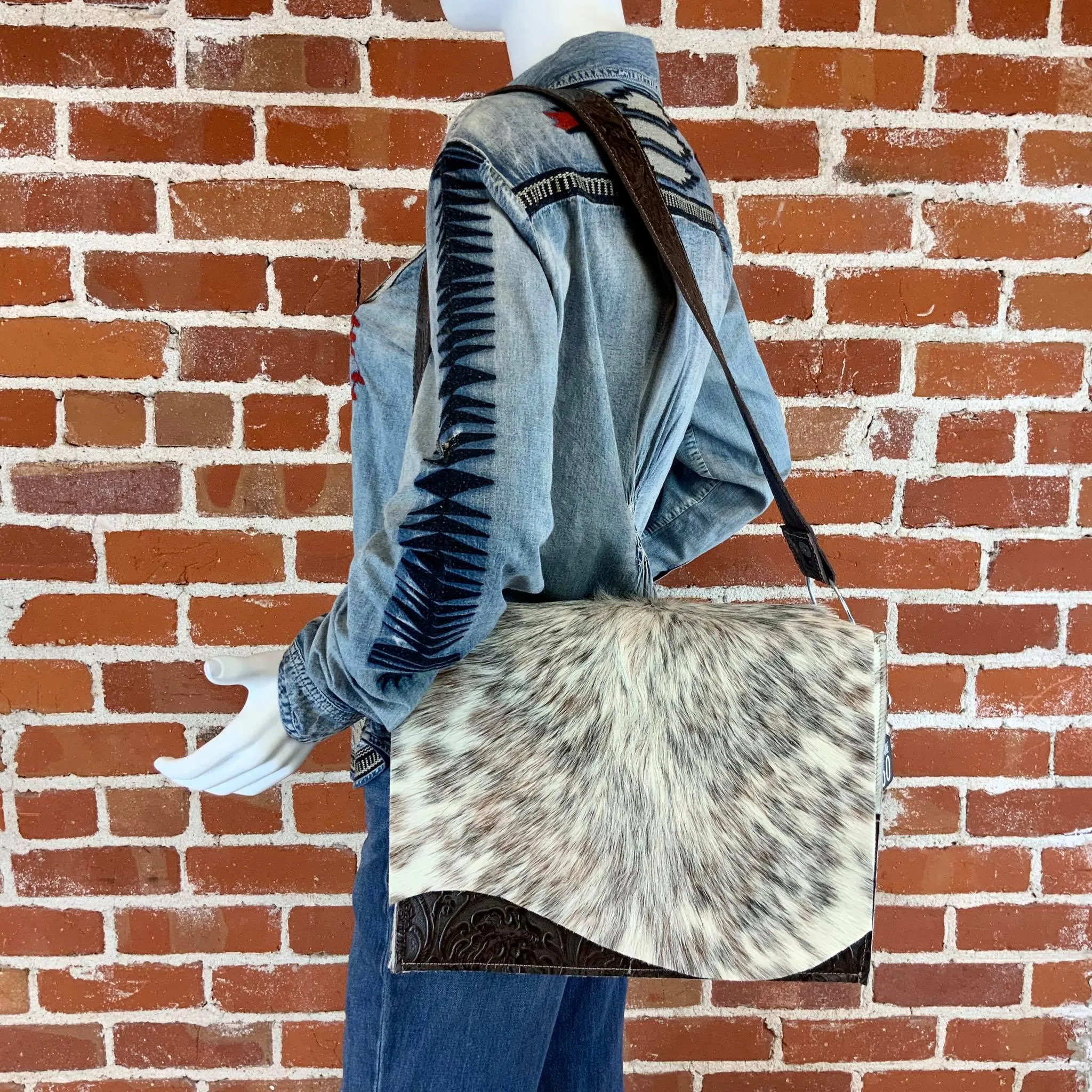 Papoose Tote - #17650