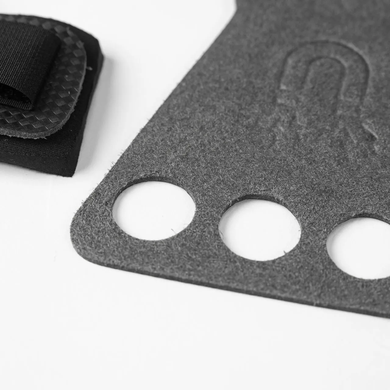 Primal Performance Series Gymnastic Grips (3 Finger Holes)