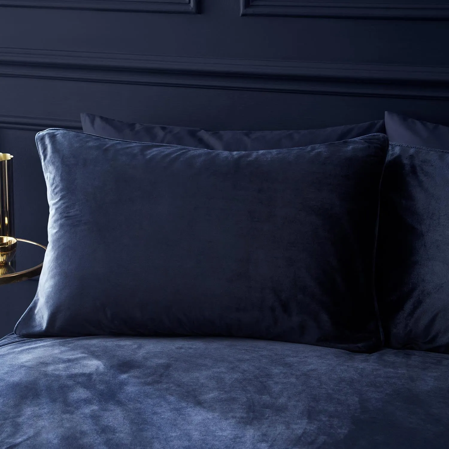 Reagan Soft Touch Matt Velvet Duvet Cover Set - Navy