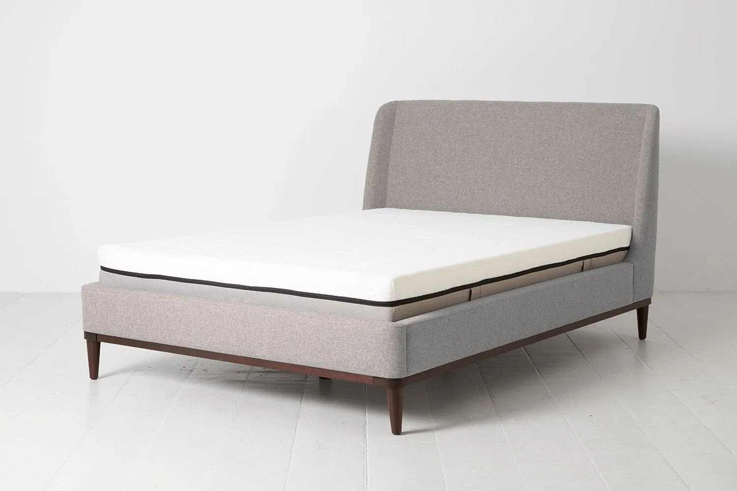 Refurbished  Bed 02 Double Bed