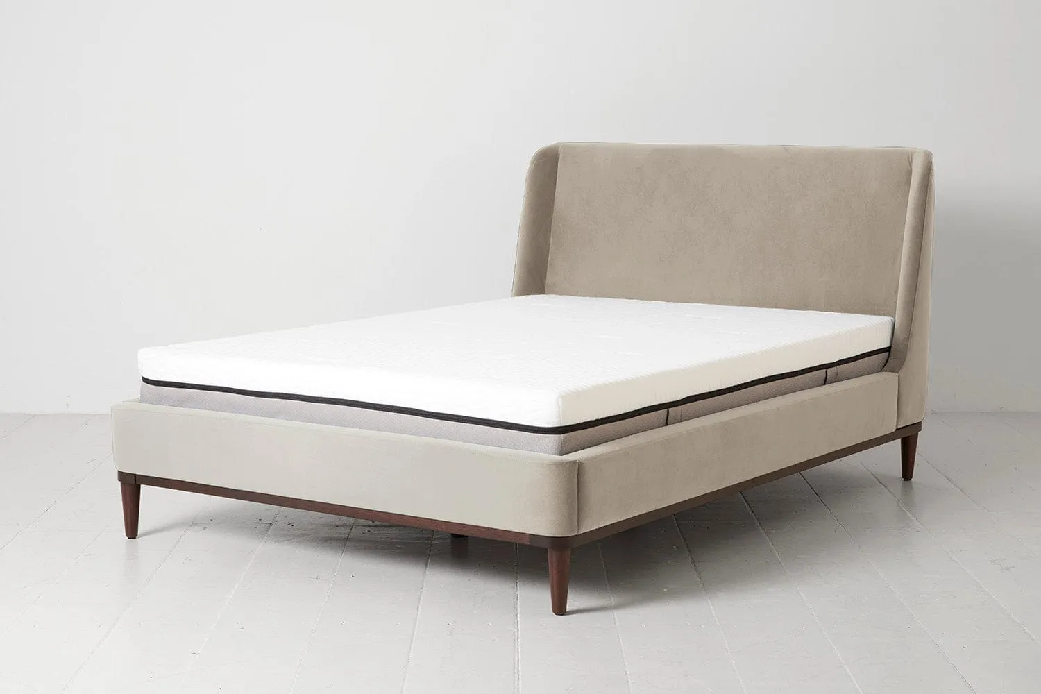 Refurbished  Bed 02 Double Bed