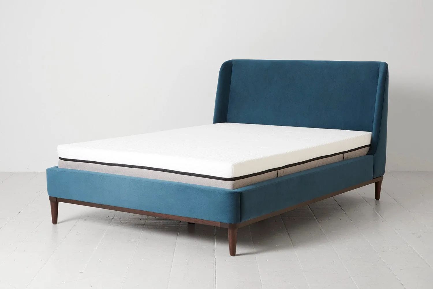 Refurbished  Bed 02 Double Bed
