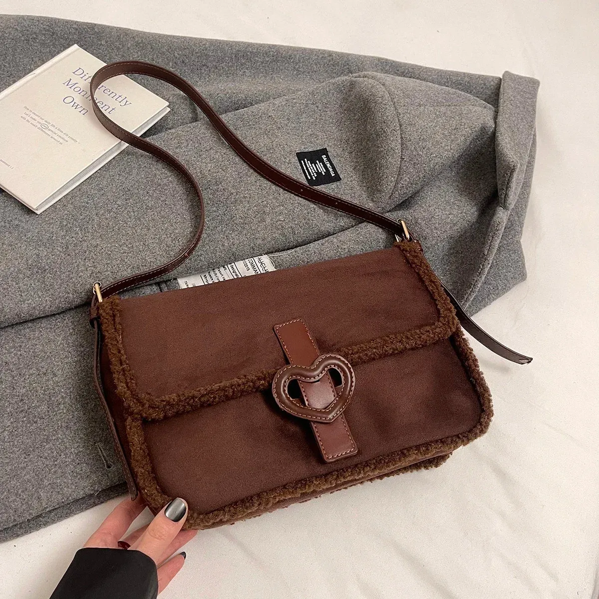Retro Design Small PU Leather Soft Flap Bag