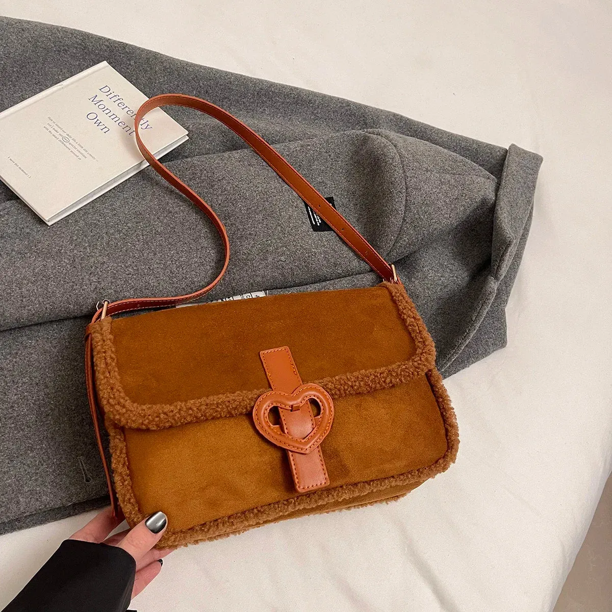 Retro Design Small PU Leather Soft Flap Bag