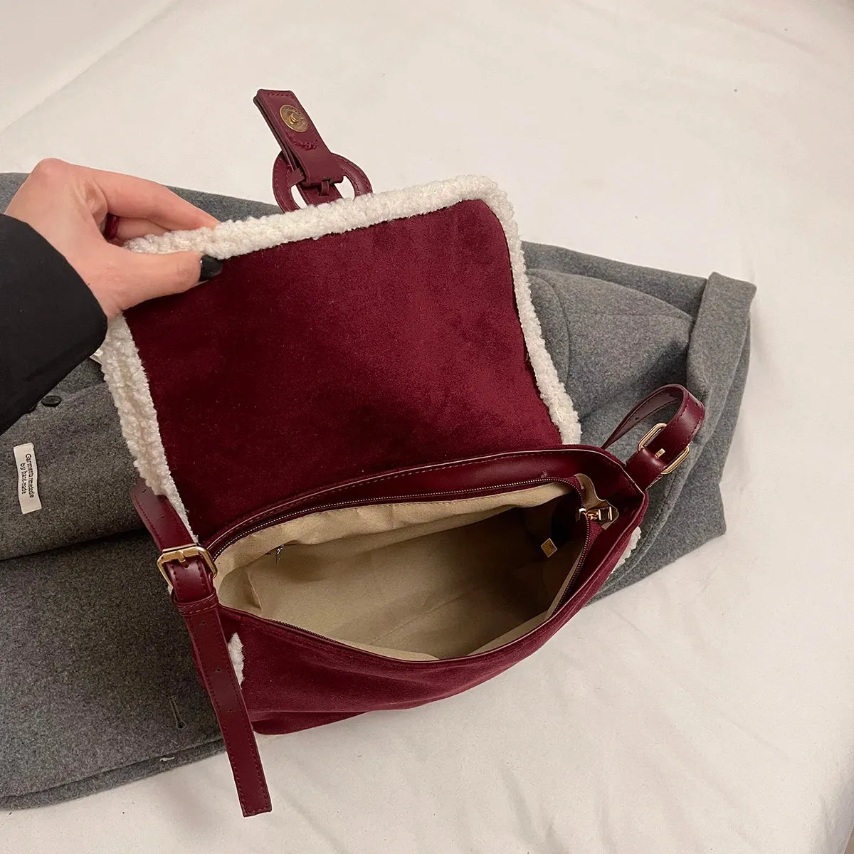 Retro Design Small PU Leather Soft Flap Bag