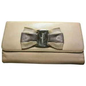 Salvatore Ferragamo Pale Pink And Taupe Vara Bow Continental Wallet