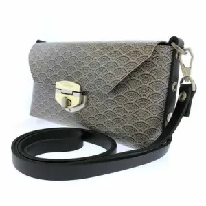 Small Dragon Scales Clutch