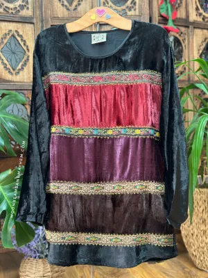 STRIKING ARABIAN NIGHTS VELVET TOP