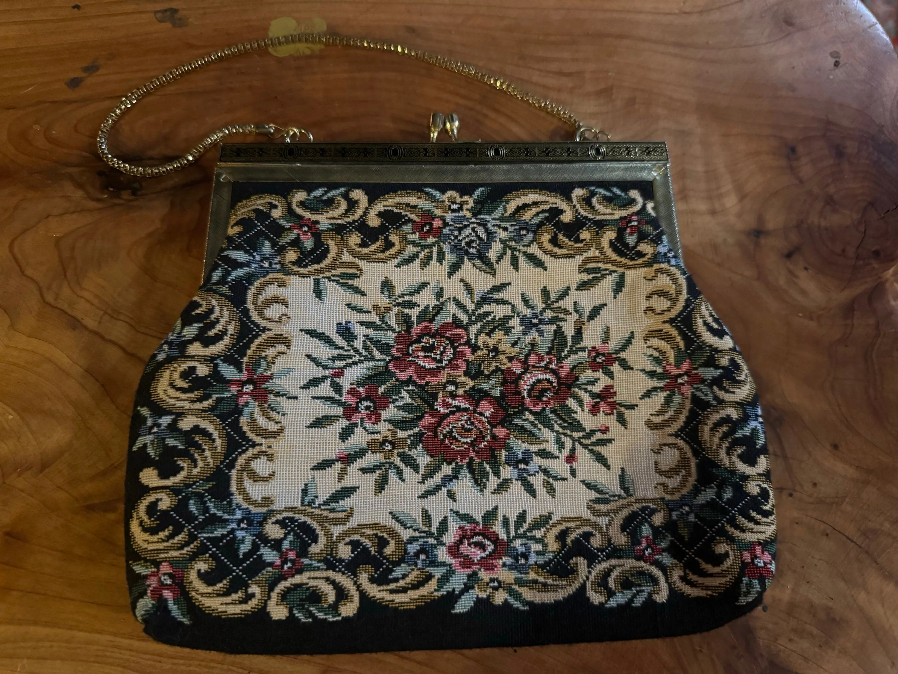 Vintage 60’s tapestry floral purse