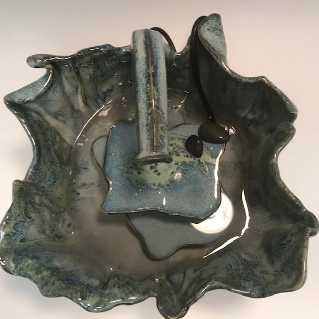 Water Fountain on Feet